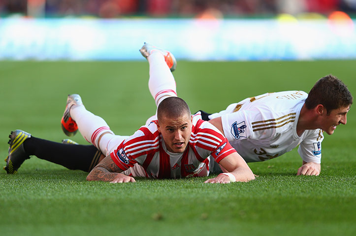 Premier League Roundup: Stoke City v Swansea City