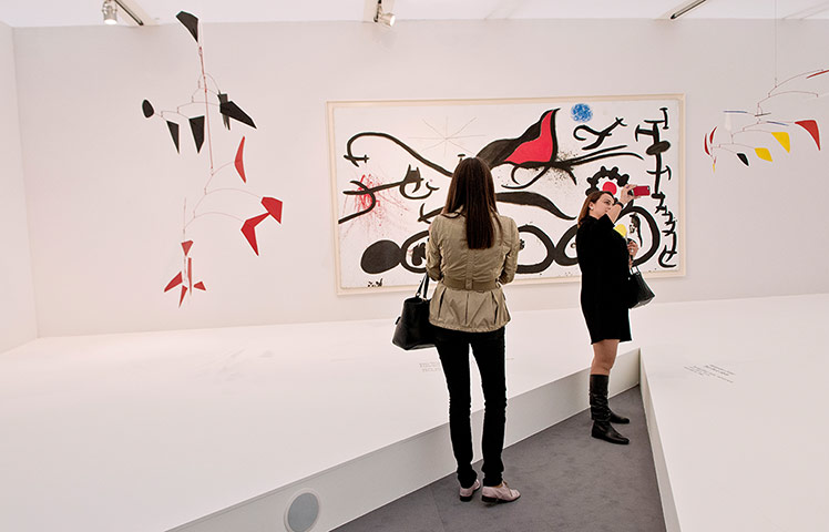 Frieze Masters: Alexander Calder - Two Fish Tails 1975