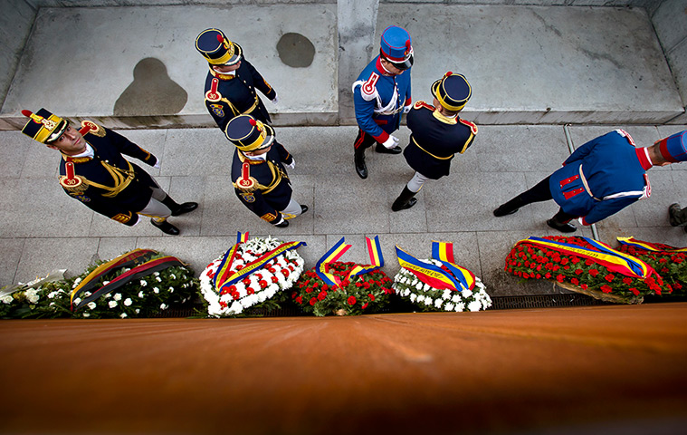 24 hours: Bucharest, Romania: Romanian honour guard soldiers gather