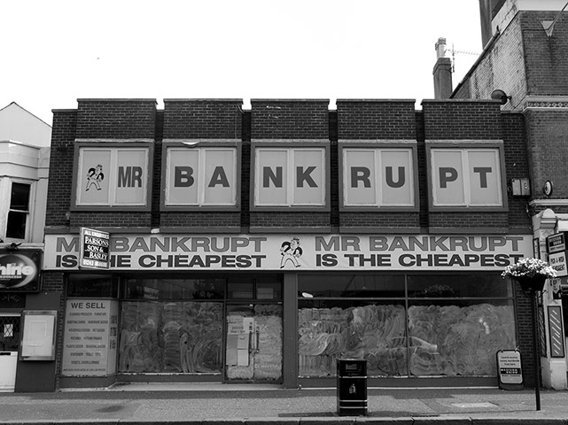 Your Pictures: Signs: An empty shop called Mr Bankrupt