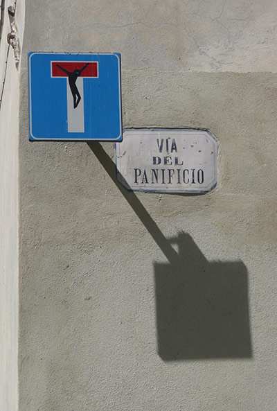 Your Pictures: Signs: An image of Jesus on the crocs using a cul-de-sac sign as a background