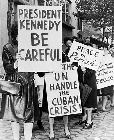 Cuban missile crisis : Women trike For Peace