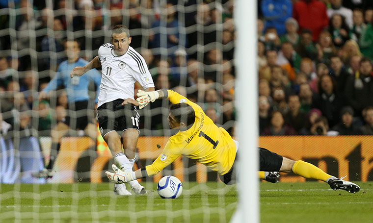 wcq 2: Miroslav Klose slotting home Germany's fourth