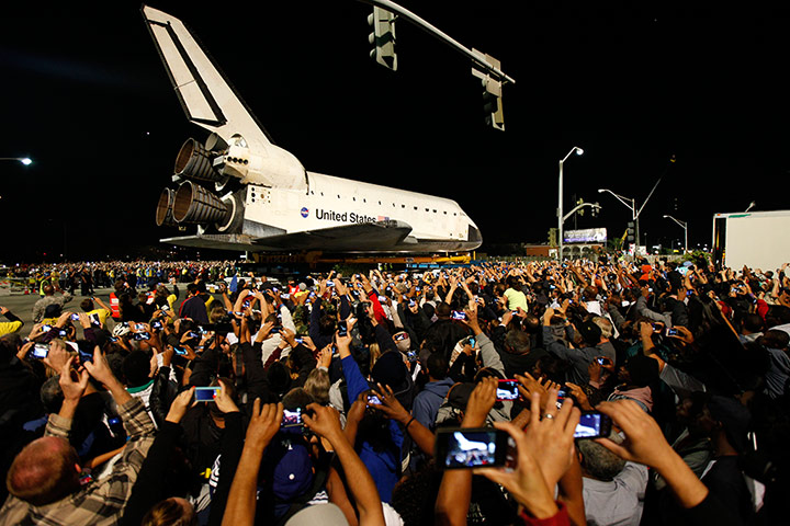 Endeavour: Spectators gather to take pictures of Endeavour