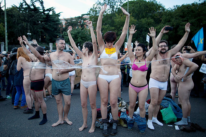 Global Noise Protests: Global Noise Against Austerity Protest In Spain