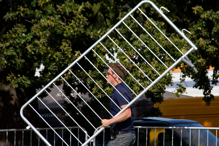 Guardian Camera Club: Sabine Thoele participates in the framing a subject assignment