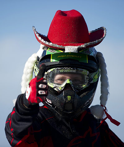 beach race: A rider gestures during the Youth 85cc race