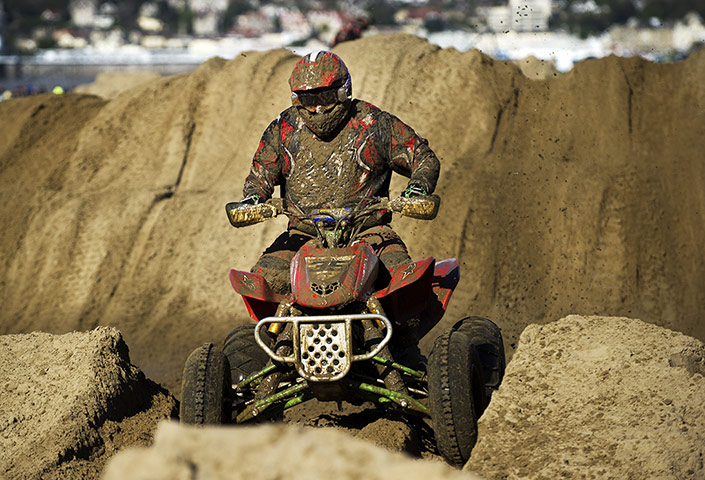 beach race: Davey Nixon rides his quad bike