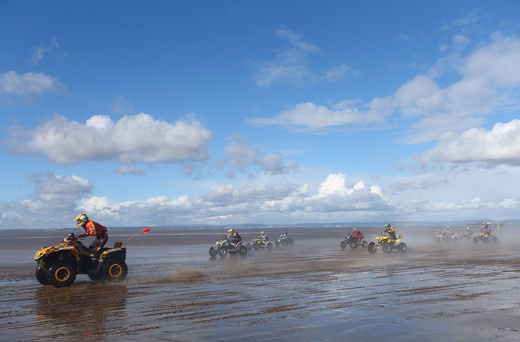beach race: RHL Beach Race at Weston-Super-Mare -  Day One