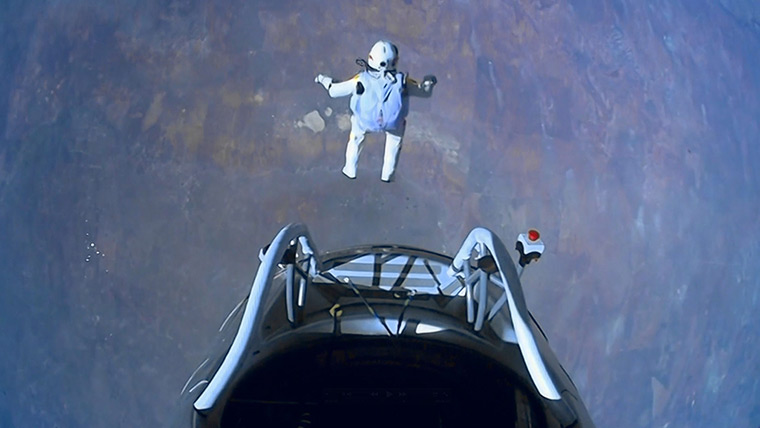 Skydive: Felix Baumgartner jumps out of the capsule