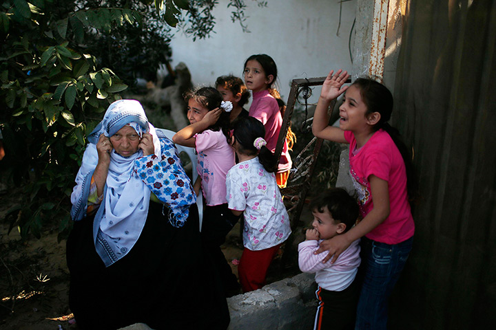 24 hours: Deir al-Balah, Gaza Strip: Relatives of Palestinian during his funeral