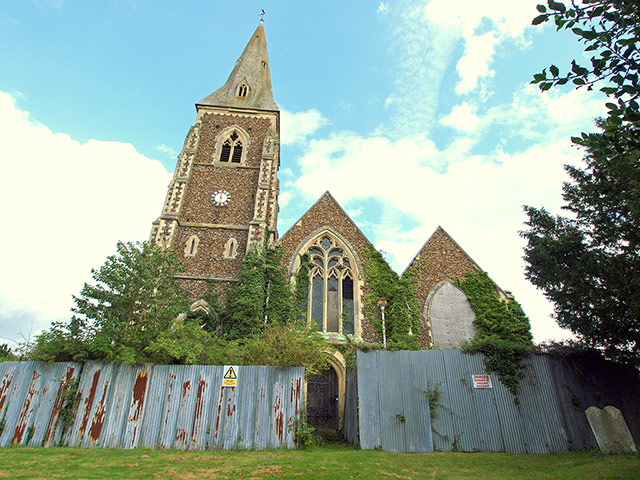 Victorian buildings: Essex, Church of St Peter and St Paul