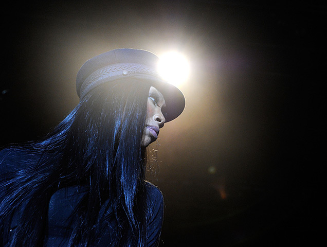 24 hours in pictures: Brandy performs at Best Buy Theatre