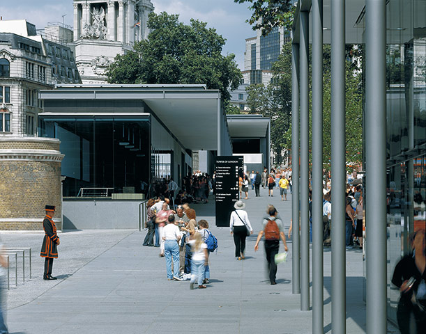 Stanton Williams projects: A pedestrianized modern area on side of Tower of London
