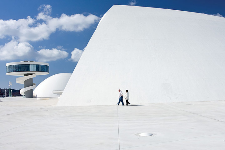 Oscar Niemeyer: Centro Cultural Oscar Niemeyer, Asturias, Spain