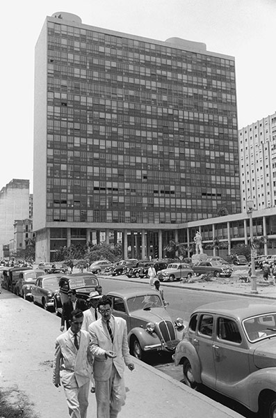 Oscar Niemeyer: The Ministry of Education in Rio de Janeiro