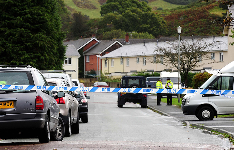 April Jones missing: Police cordon off area near where April Jones lives in Machynlleth