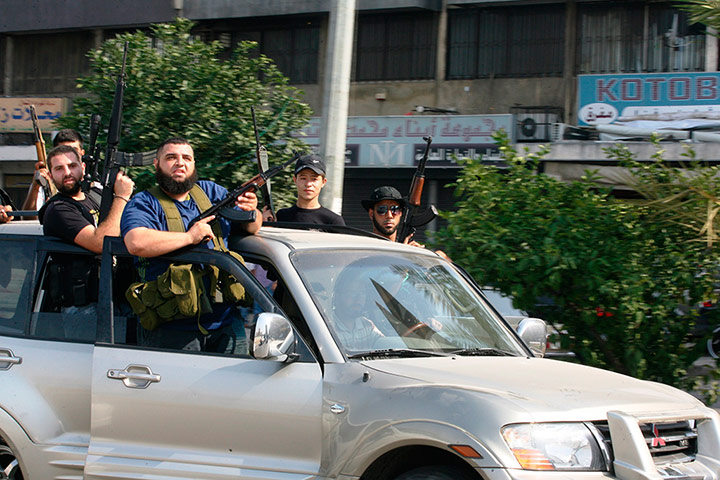 Beirut Car Bomb: Beirut Car Bomb: Lebanese Sunni gunmen