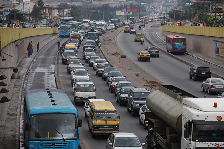 Lagos traffic: go slow traffic jams