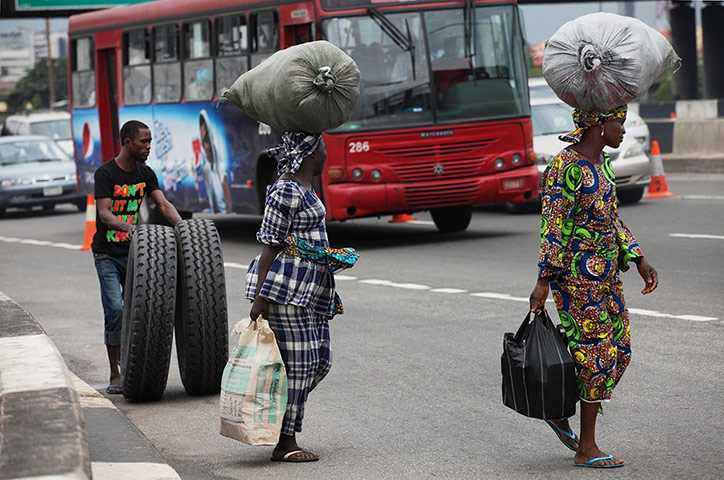 Lagos traffic: go slow traffic jams