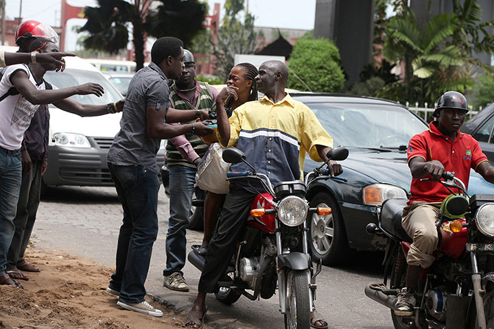 Lagos traffic: go slow traffic jams