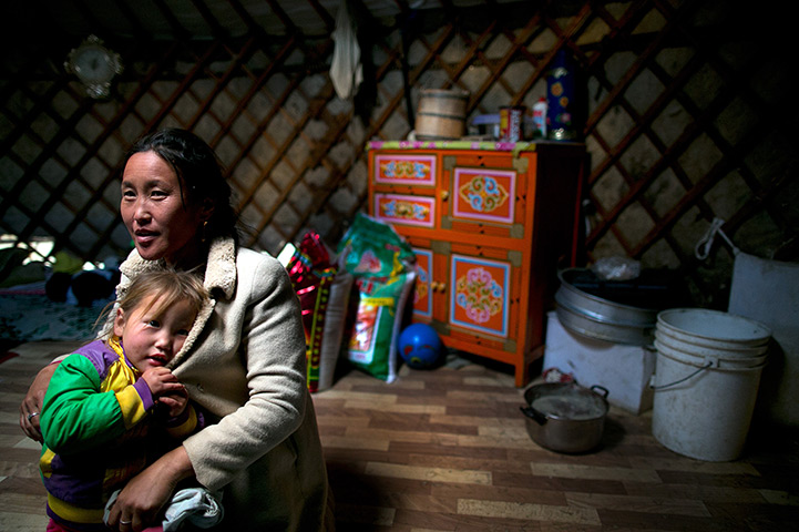 FTA: Paula Bronstein: Mongolian herders living near the OyuTolgoi mine in the south Gobi desert