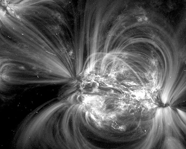 Exhibitionist2710: Illuminated