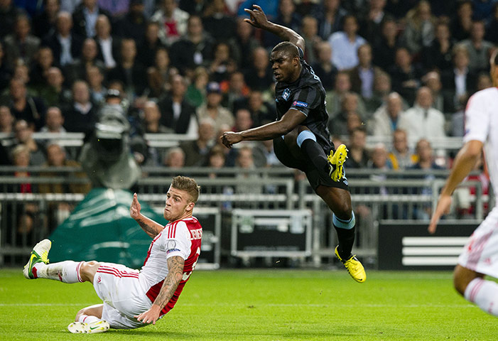 Wed Champs League: Manchester City's Micah Richards shoots