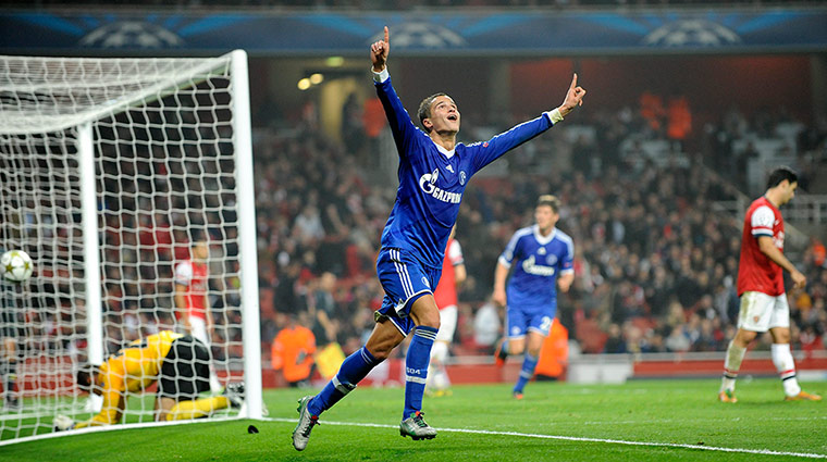 Wed champs league 2: Ibrahim Afellay scores