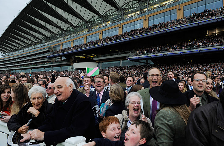 Observer Photography: The Ascot Crowd