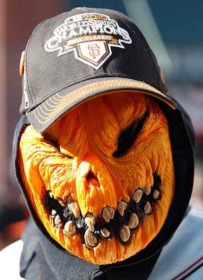 WS12: A San Francisco Giants fan