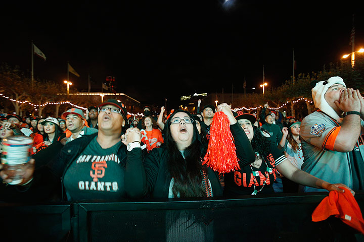 WS12+4: SF Giants fans