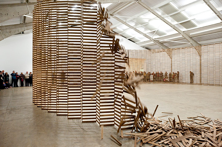 Exhibitionist0610: Aeneas Wilder