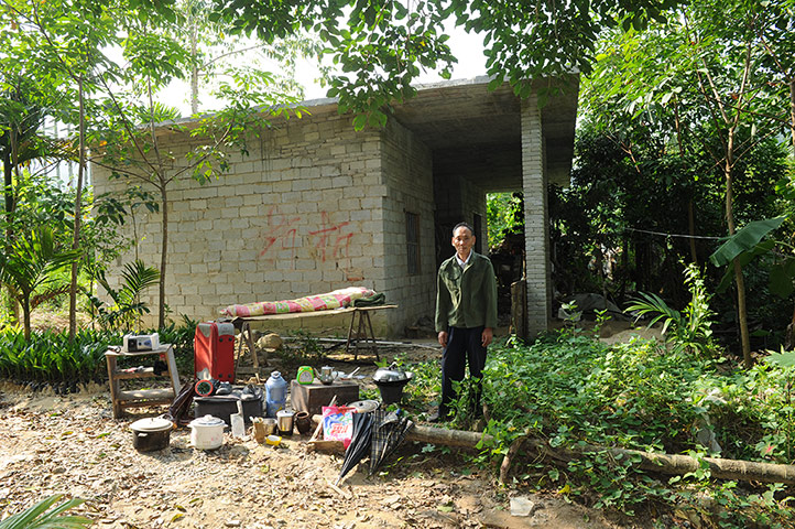 Big Picture: Image of person belongings outside their home in China
