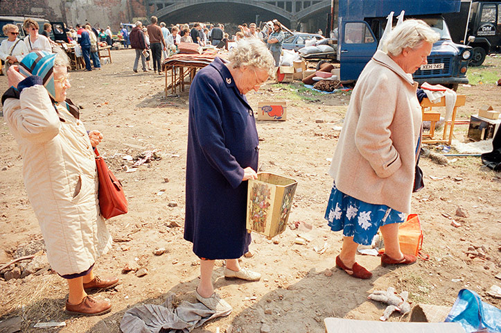 Tom Wood : Three Wise Women, by Tom Wood