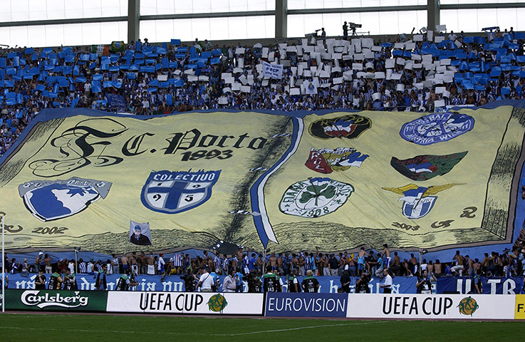 Tifo: Porto fans