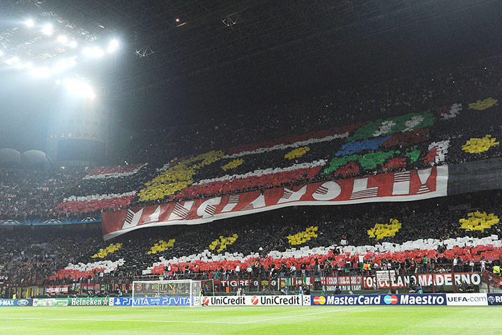 Tifo: AC Milan fans display a giant banner 