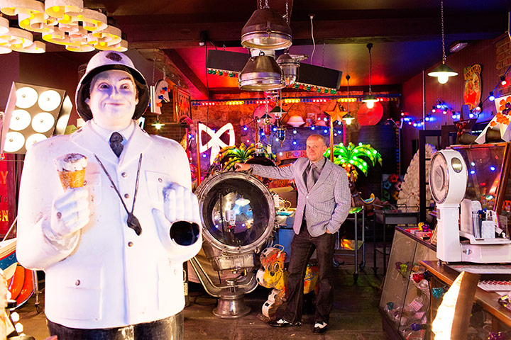 Selby: Philip Oakley: showroom