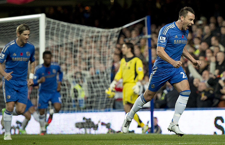 sporty3: Chelsea's English defender John Terry (R