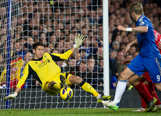 sporty9: Brad Jones, Fernando Torres