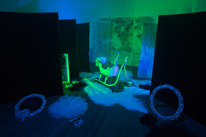 Bigger Spalsh Levene: Swan Lake, 1992 by Karen Kilimnik