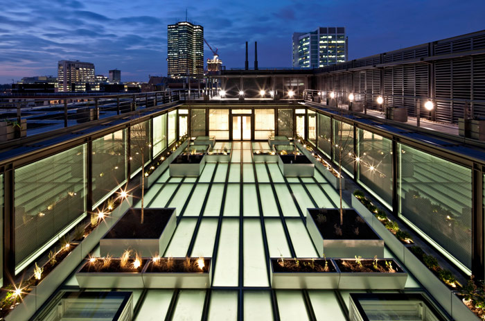 Health and design : UCH MacMillan Cancer Centre