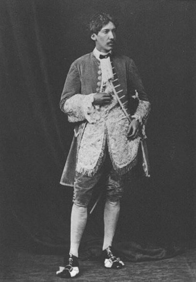 Robert Louis Stevenson: Robert Louis Stevenson in 1877