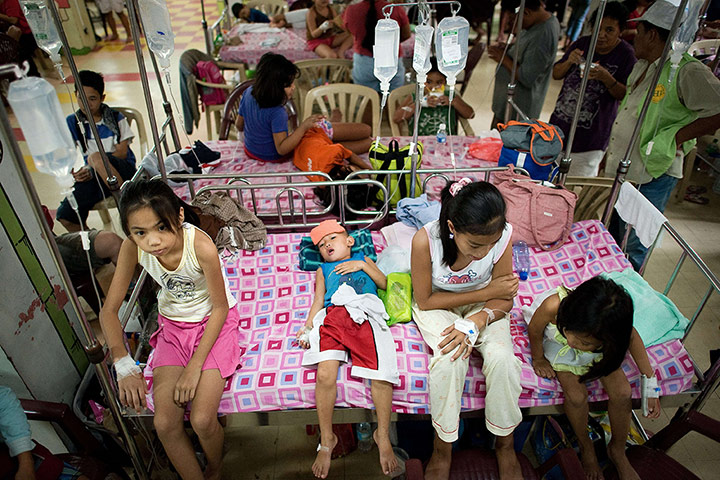 Dengue epidemic: Children with dengue disease share a bed