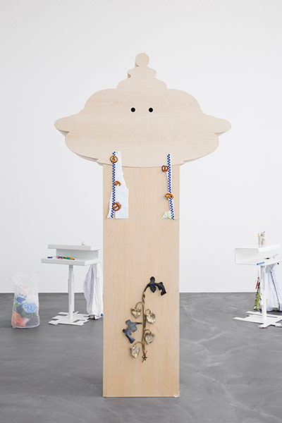 Exhibitionist1711: Helen Marten