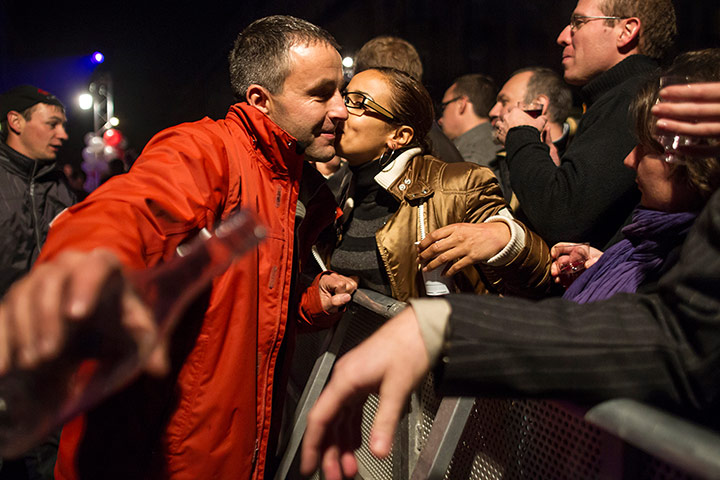 Beaujolais Nouveau: People taste the wine
