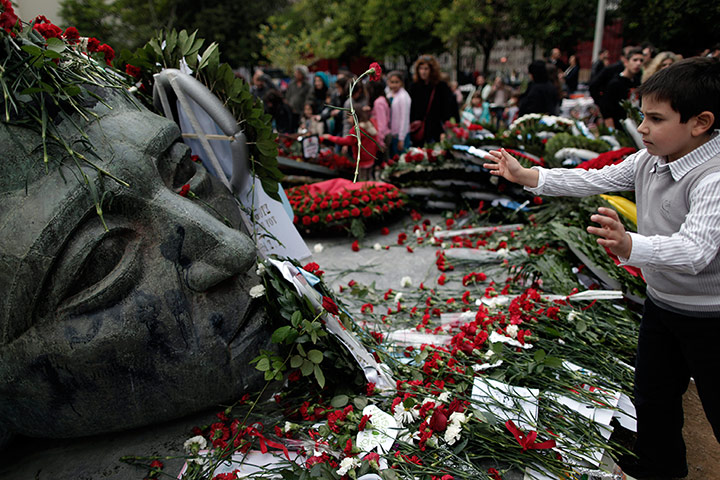 24 hours: monument honoring students killed in a 1973 pro-democracy uprising 