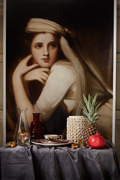 Homes: Luxe: detailss of painting and objects on table