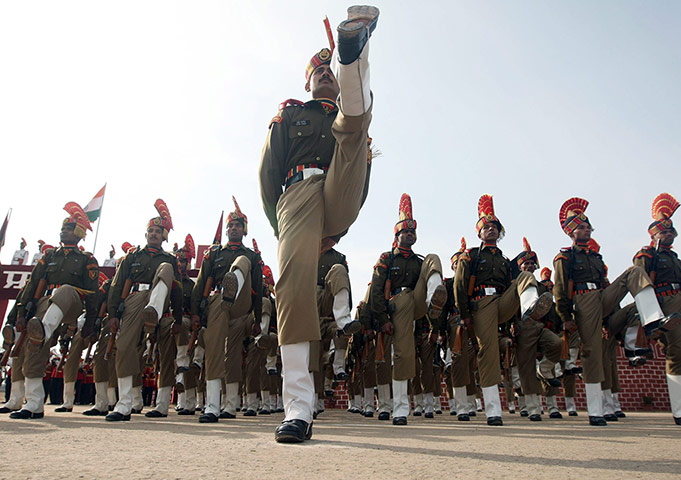 24 hours: New recruits of the Indian paramilitary Border Security Force