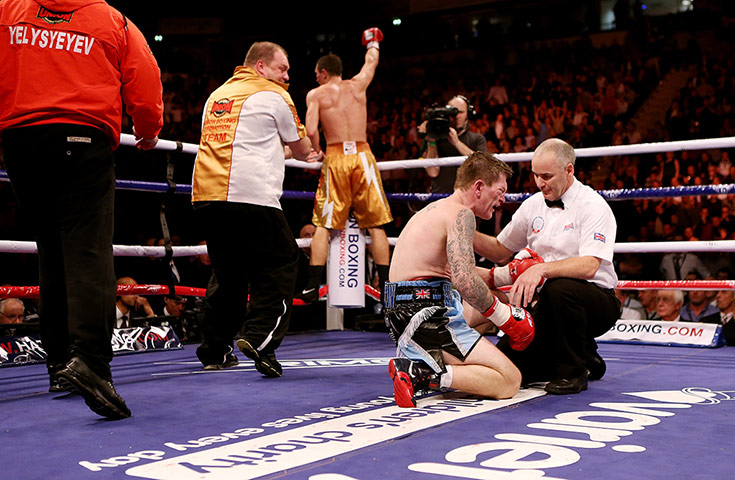 Hatton v Senchenko: Hatton reacts after losing the fight against Senchenko